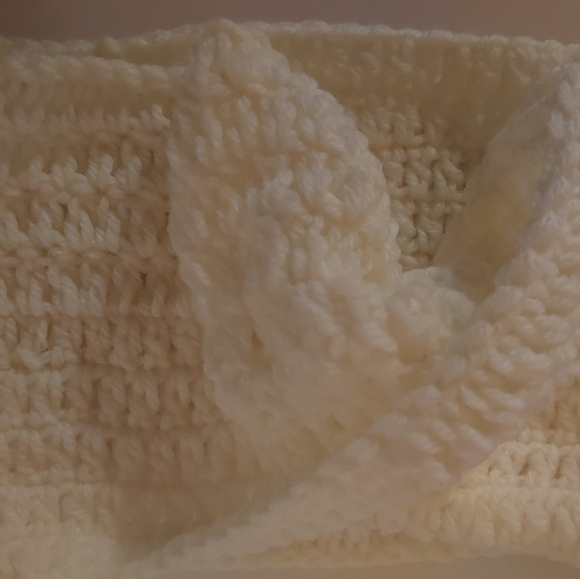 L❤️ve HANDMADE.  Earwarmers/ Headwarmers 4/$30. - Picture 7 of 9